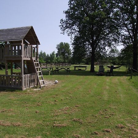 Vakantiehuisjes Landgoed Sonneborghe Kollumerzwaag Exterior foto